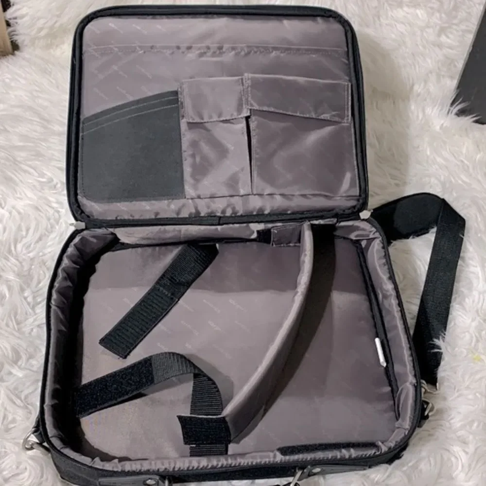 🟢3 for $20 TARGUS computer case w compartments zip closure top handle adj strap